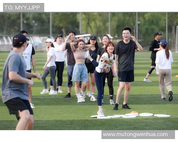 王强独家分享飞盘心得与技巧助你成为飞盘高手的必备指南